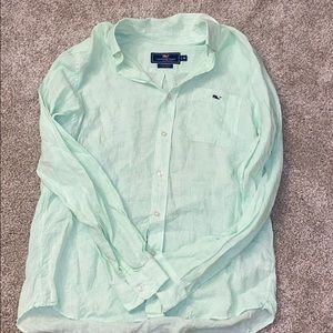 Light green linen vineyard vines shirt